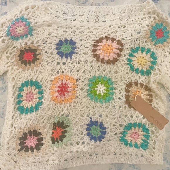 adorable crochet cropped long sleeve - Picture 3 of 3